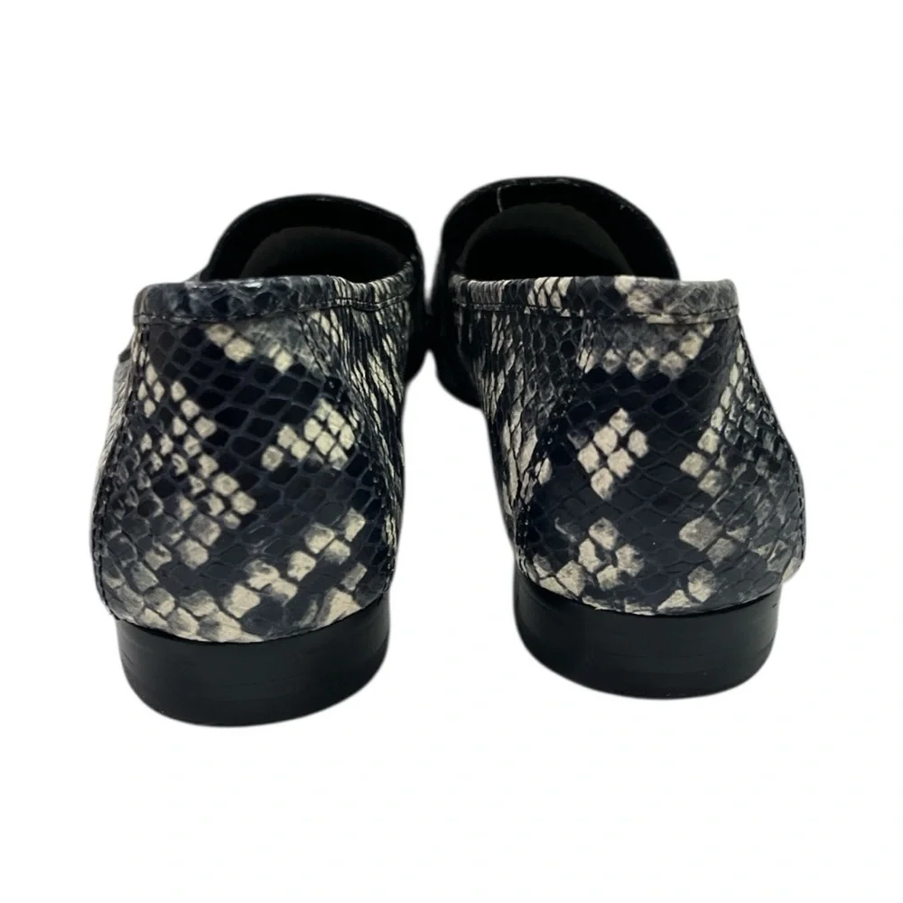 Marc Fisher ML Change 2 Leather Snake Print Loafer size 6 in Black/Grey
